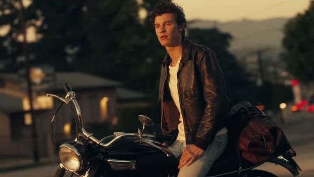 Shawn Mendes Tolak Sampah Plastik Saat Konser di Jakarta